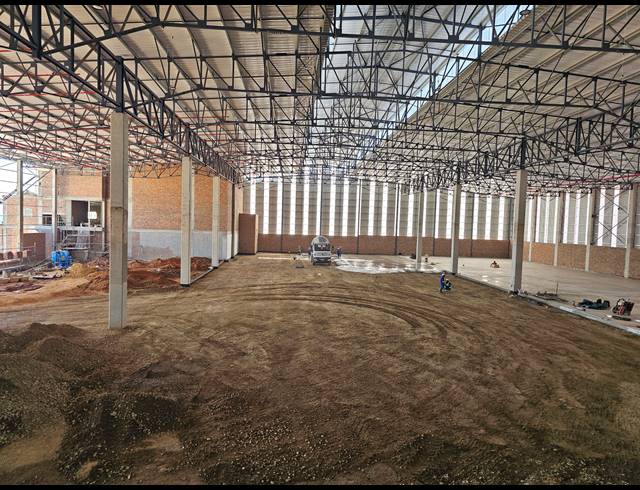 6,000M² WAREHOUSE TO LET IN LANSERIA